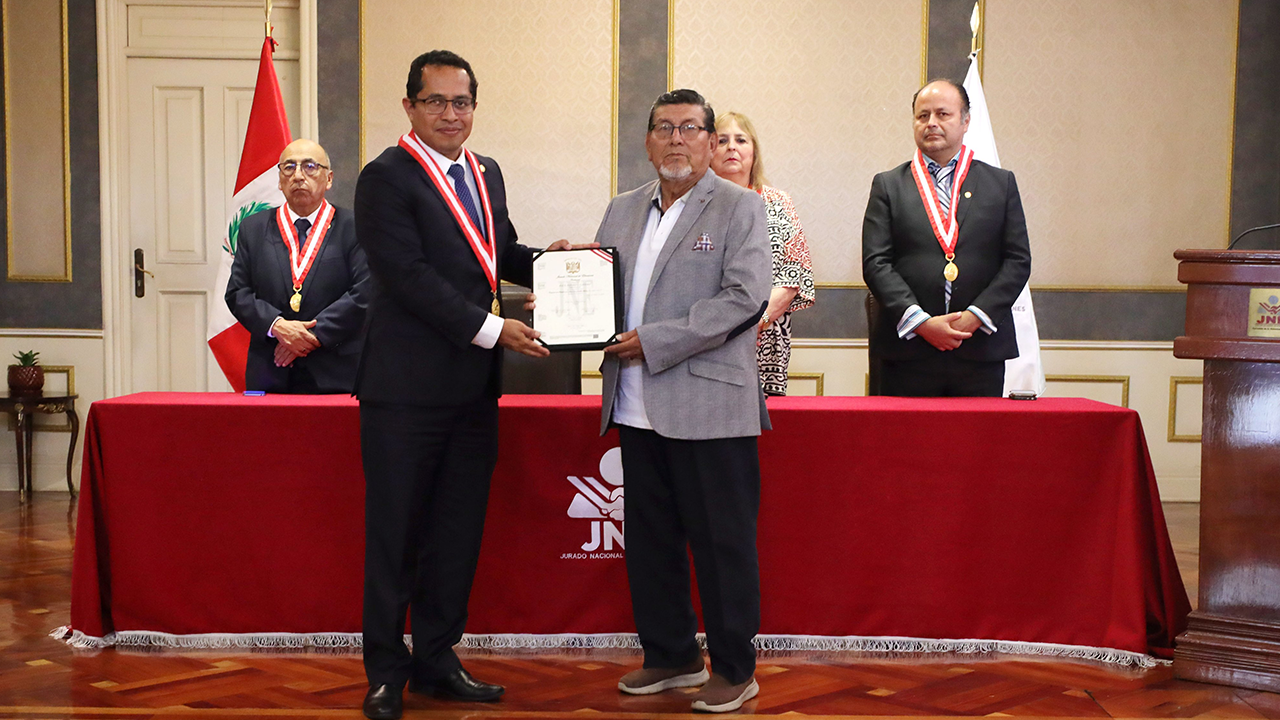 Jurado Nacional de Elecciones convoca a Raúl Espíritu Cavero como nuevo congresista por San Martín